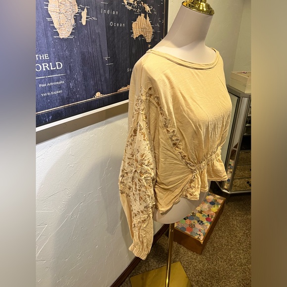 Free People cropped tan top with patchwork design - Picture 5 of 14